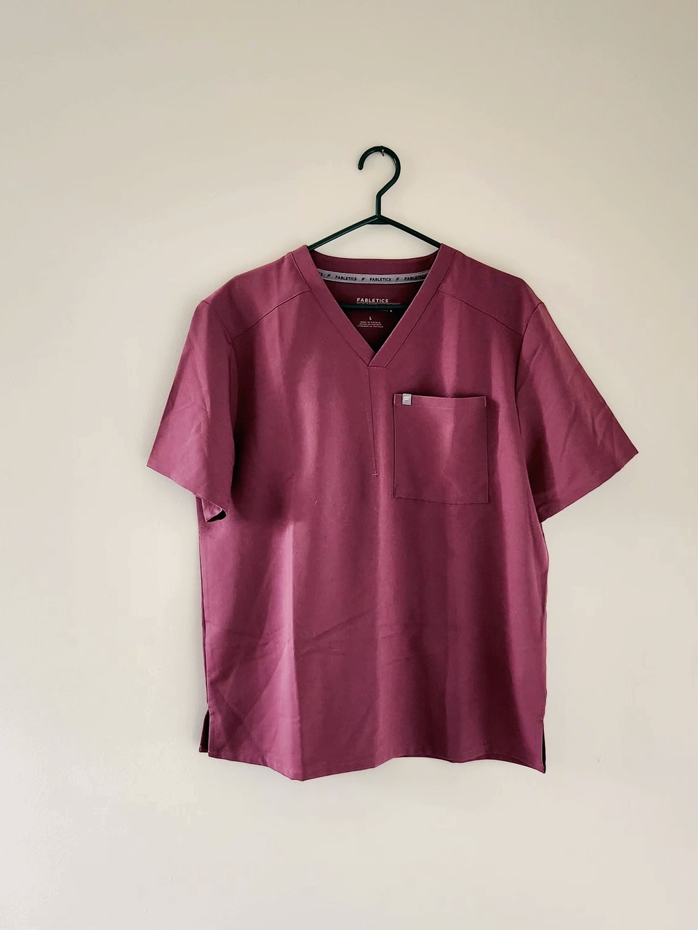 Fabletics Women's V-Neck Short Sleeve Shirt in Rose